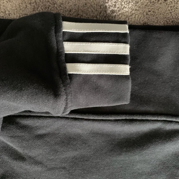 Adidas Cropped Black Hoodie - Picture 3 of 4